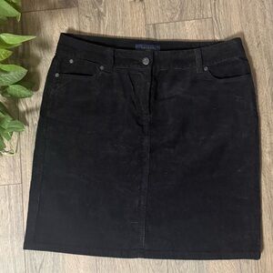 Talbots Classic corduroy Black Skirt Sz 10 p